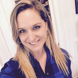 Meet your Posher, Dana